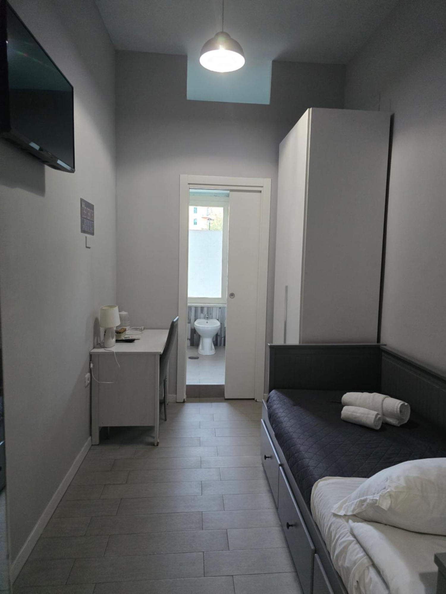 Esposito Plaza- Rooms&suite Affittacamere Napoli