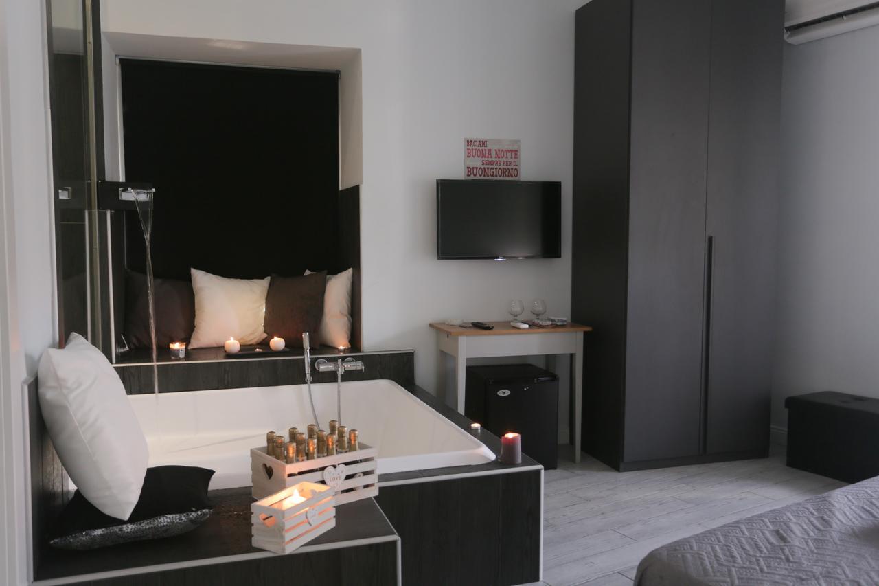 Esposito Plaza- Rooms&suite * Napoli