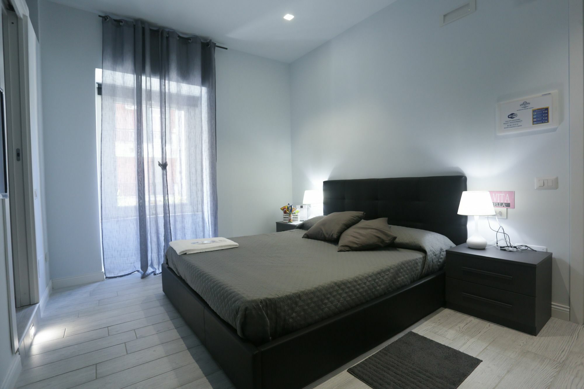 Esposito Plaza- Rooms&suite Affittacamere